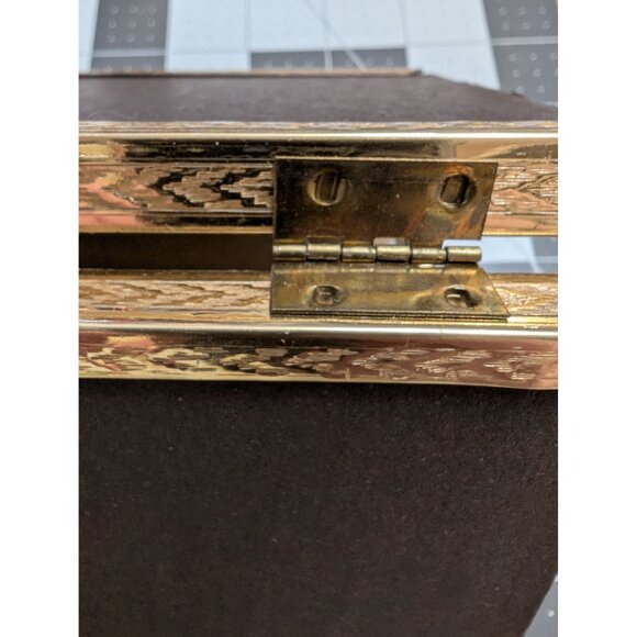 MCM Tri Fold Gold tone metal standing picture frame Intercraft vtg - Picture 8 of 8